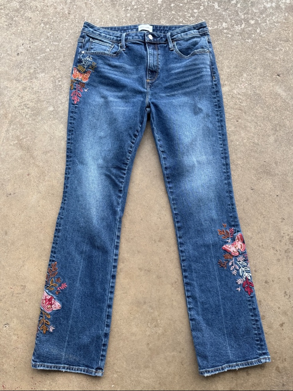 DRIFTWOOD Kelly Blue Embroidered Flare Jeans Size 31 x 32 Bootcut - Picture 2 of 12